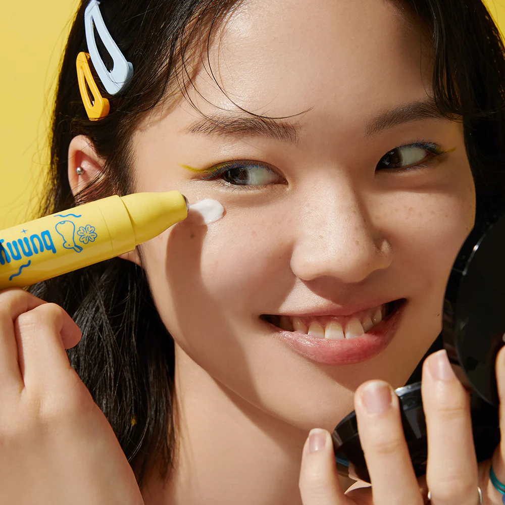 Suavizador Bunnyline contorno de ojos con rodillo metalico