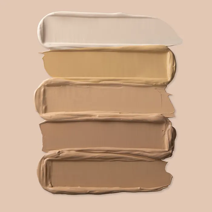 Corrector liquido Bissu alta cobertura con acido hialuronico y acabado mate natural