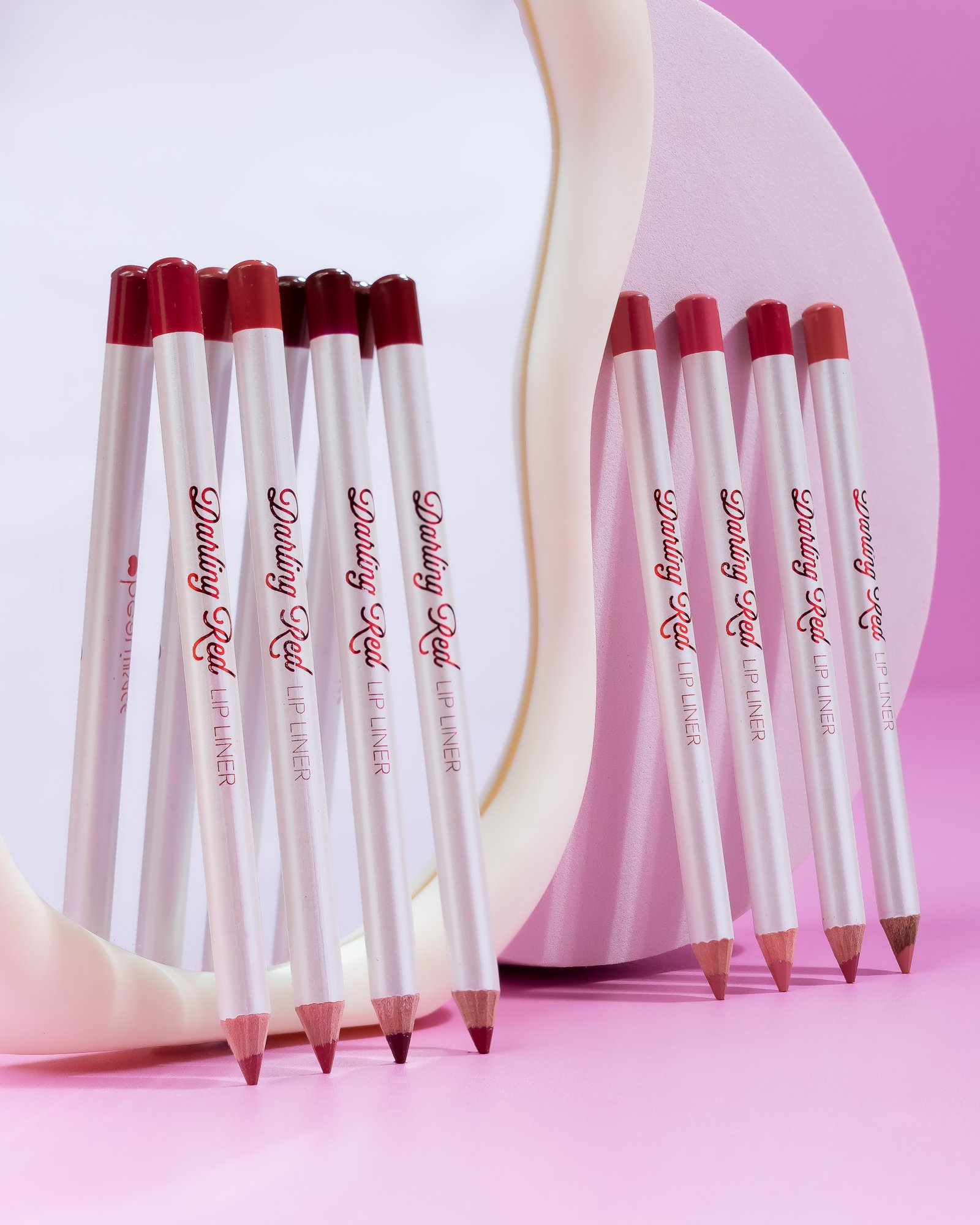 Darling Red Beau Visage labial rojo intenso