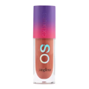 Lip gloss OS CXLXURS con brillo natural efecto gel y textura ligera para labios suaves