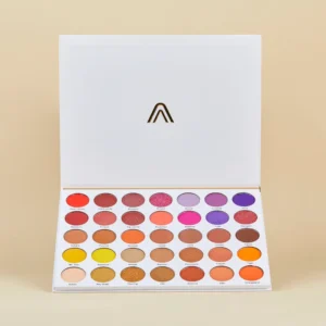ATENEA Paleta de Sombras Majestic Makeup Expert de 35 tonos con acabados matte y shimmer