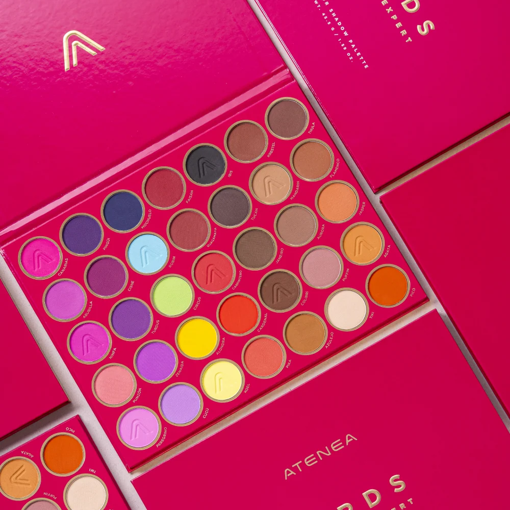 ATENEA Paleta de Sombras Birds Makeup Expert de 35 tonos vibrantes con acabados matte y shimmer